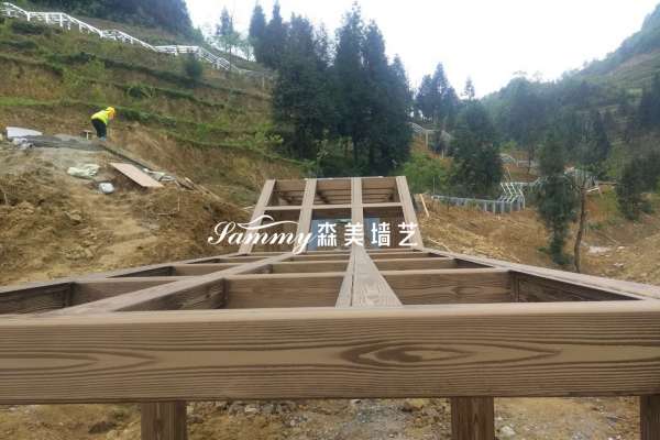 貴州省畢節市大方縣星宿苗族鋼構廊橋仿木紋漆