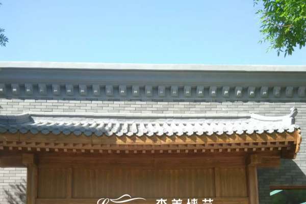 北京市海淀區(qū)頤和園路南門木門木紋漆項(xiàng)目